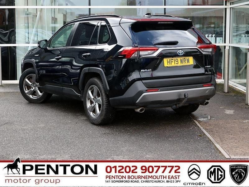 Used Toyota RAV4 222 HP (163 kW) 2019 Black SUV