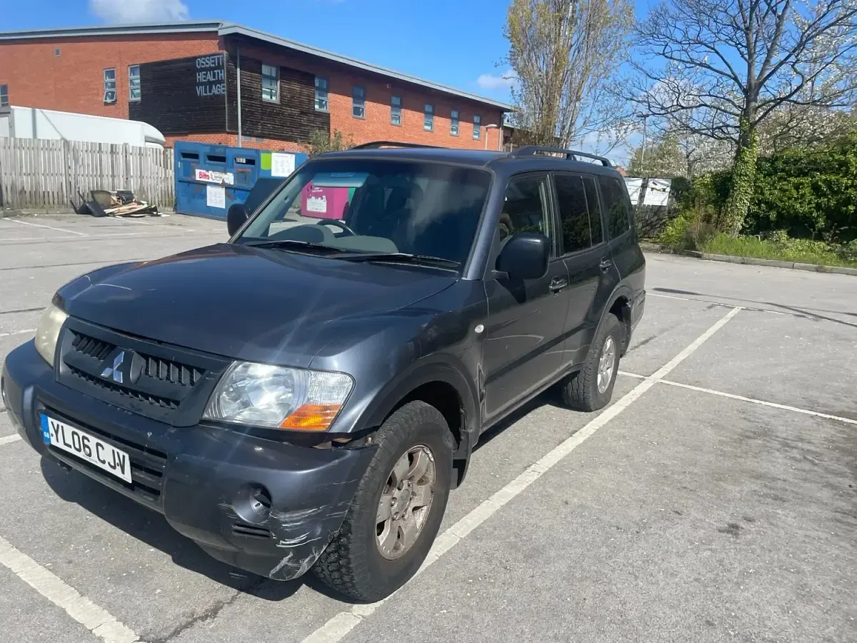Used Mitsubishi Shogun 2006 Grey SUV