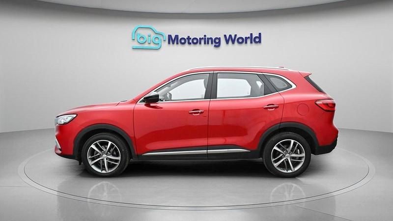 Used MG HS 2023 Red SUV