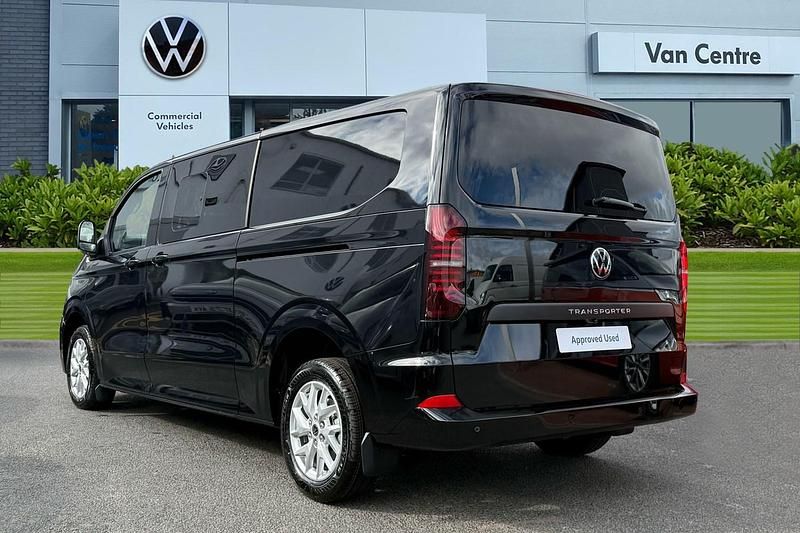 New VW Transporter Pro 150 HP (110 kW) 2026 Black Van