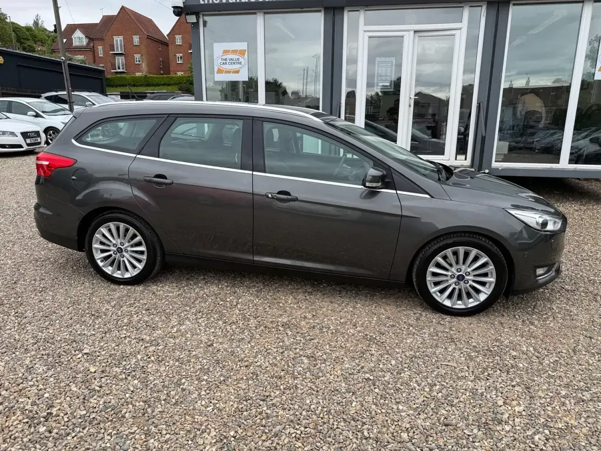 Used Ford Focus Titanium X 182 HP (133 kW) 2015 Grey Estate