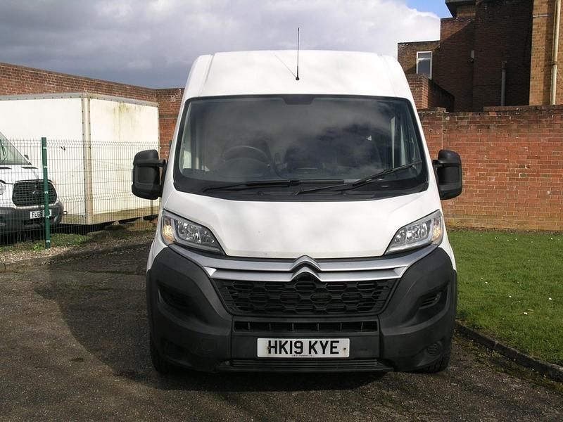 Used Citroën Relay 140 HP (102 kW) 2019 White Van