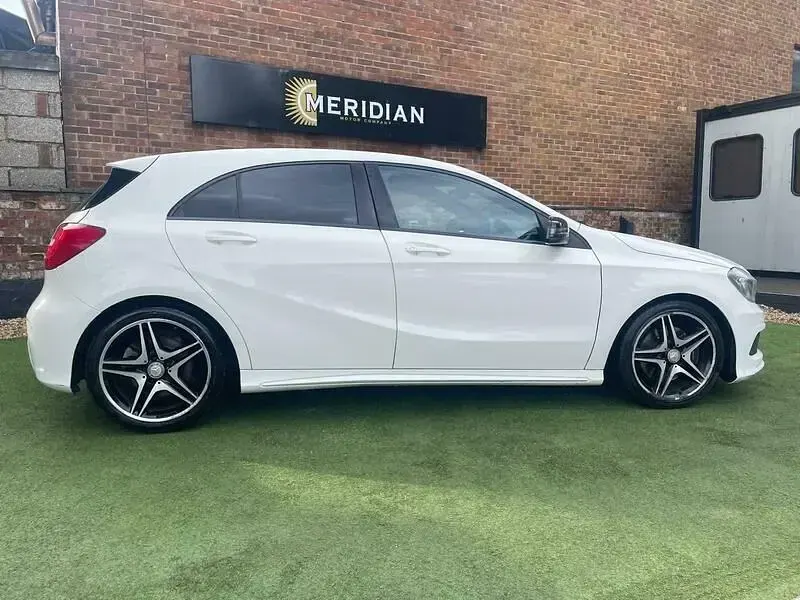 Usado Mercedes A220 AMG 2014 Branco Citadino