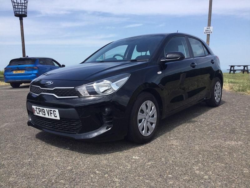 Used Kia Rio 83 HP (61 kW) 2019 Black Hatchback