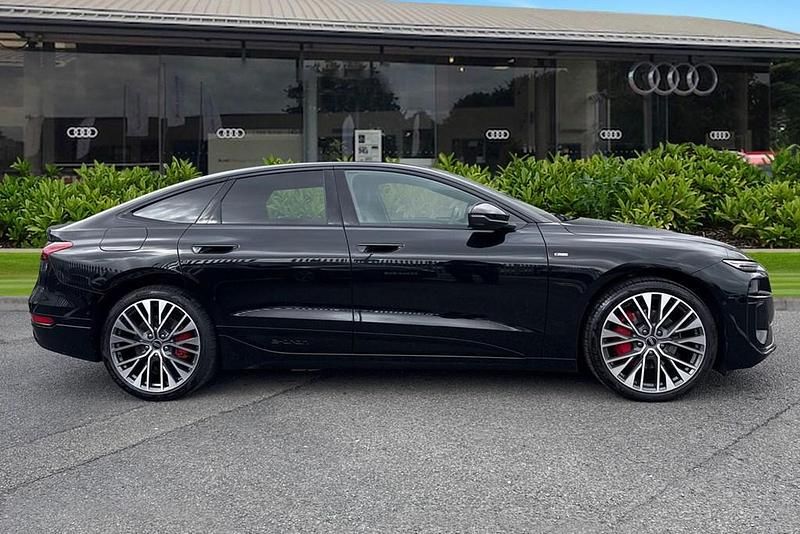 Usado Audi A6 e-tron Performance 269 kW (367 CV) 2025 Negro Familiar