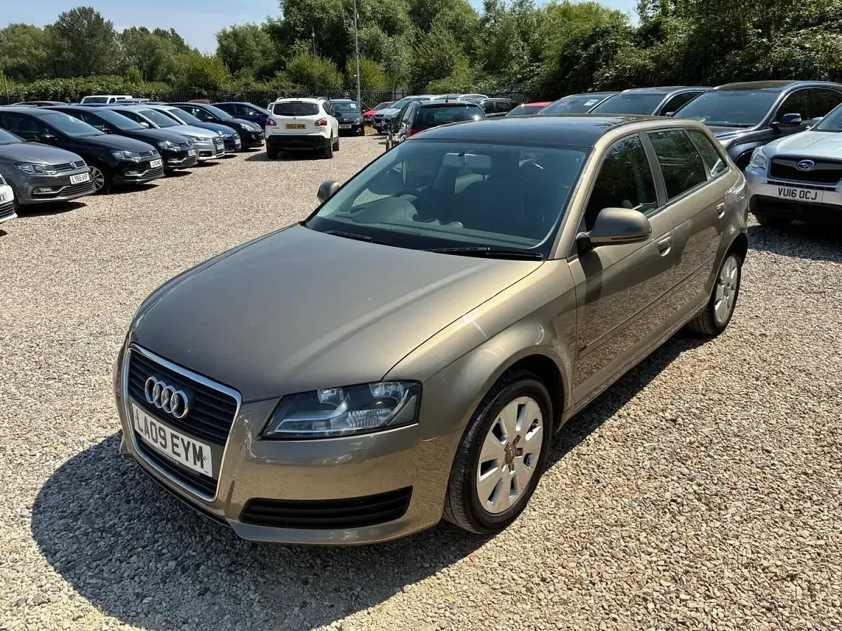 Used Audi A3 102 HP (75 kW) 2009 Beige Hatchback