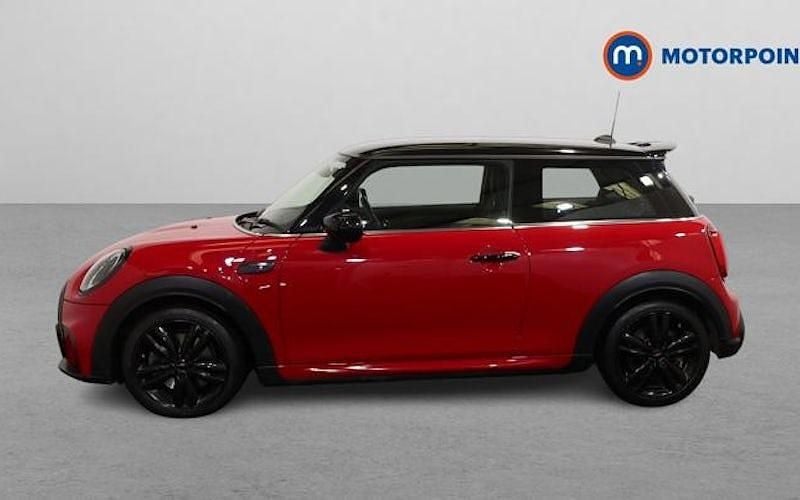 Used Mini Cooper S Hatch 178 HP (130 kW) 2021 Red Hatchback