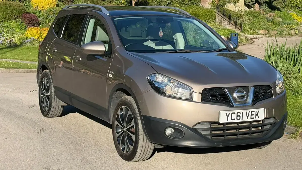 Used Nissan Qashqai +2 N-TEC 110 HP (80 kW) 2011 Beige SUV