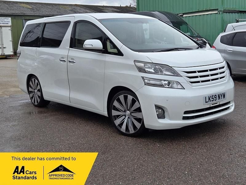 Used Toyota Alphard 2009 White MPV