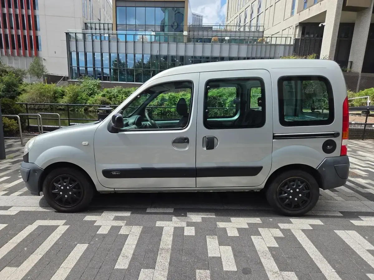 Used Renault Kangoo Expression 106 HP (77 kW) 2007 Grey MPV
