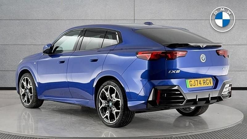 Usado BMW iX2 M Sport 227 kW (309 HP) 2024 Azul SUV