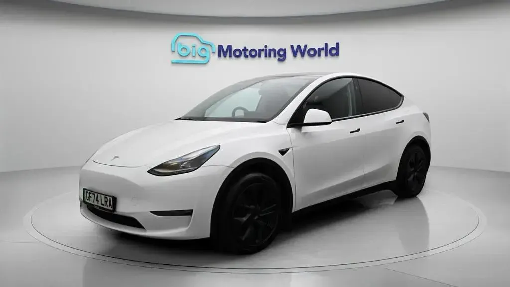 Used Tesla Model Y 282 kW (384 HP) 2024 SUV