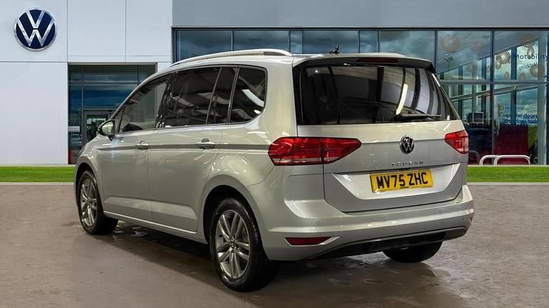 Used VW Touran Match 150 HP (110 kW) 2025 Oyster silver metallic MPV