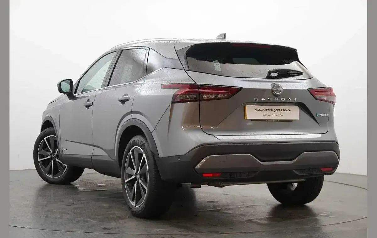 Used Nissan Qashqai Tekna 187 HP (137 kW) 2022 Grey SUV