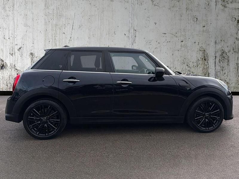 Used Mini Cooper Exclusive 134 HP (98 kW) 2024 Black Hatchback