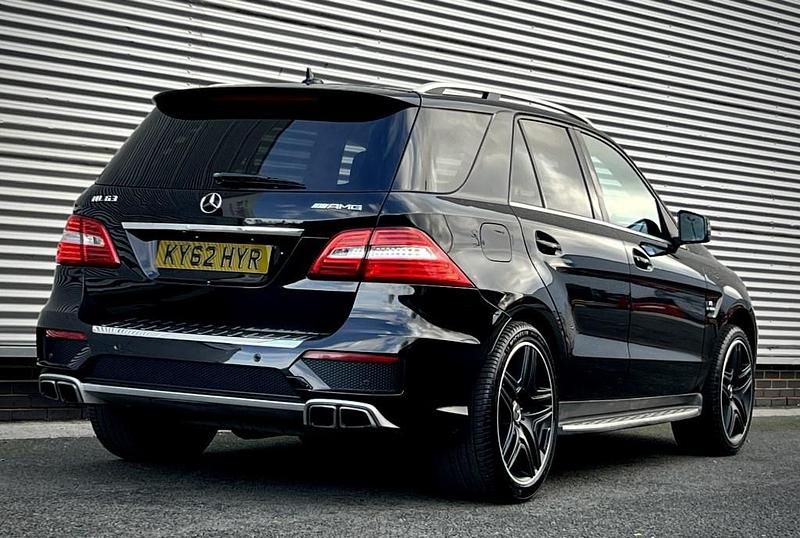 Used Mercedes ML63 AMG AMG 525 HP (386 kW) 2012 Black SUV