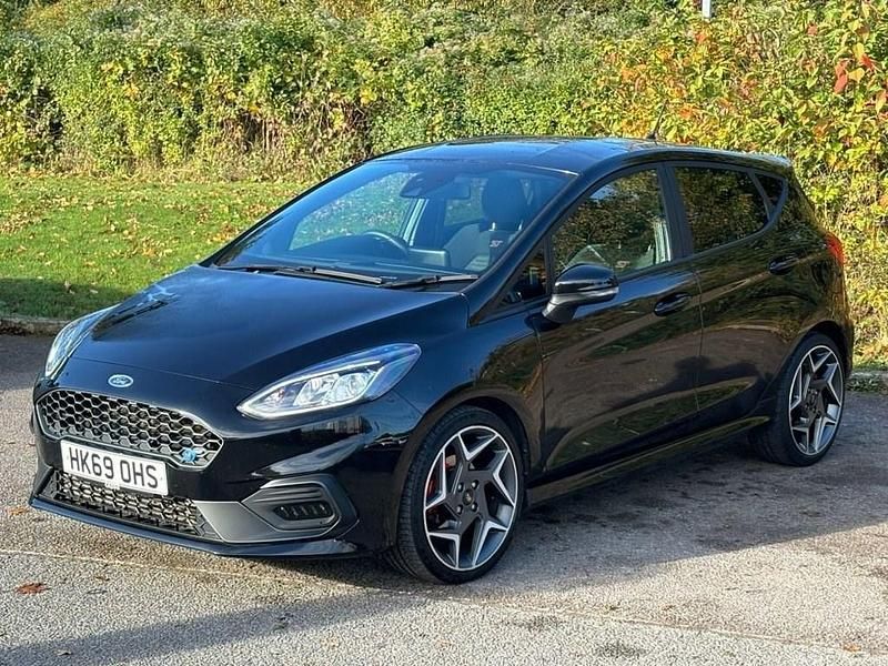 Black Used 2019 Ford Fiesta ST Hatchback | £13,000 (Good price) - Image 1/4