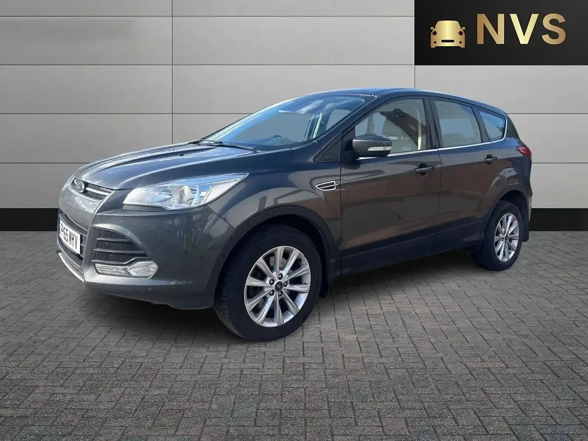 Used Ford Kuga Titanium 179 HP (131 kW) 2015 Grey SUV