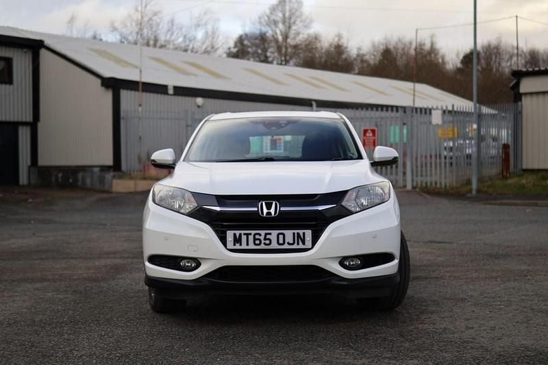 Used Honda HR-V SE 130 HP (95 kW) 2015 White SUV