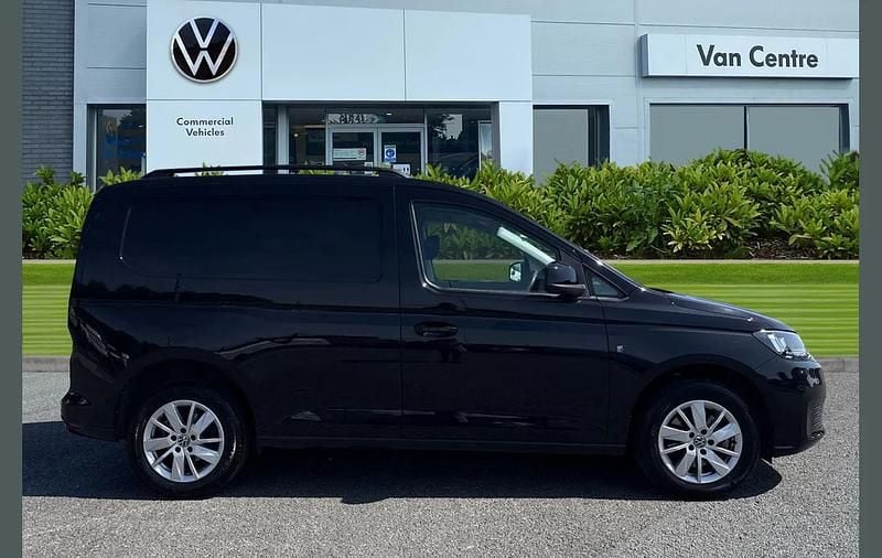 Used VW Caddy Pro 122 HP (89 kW) 2025 Black MPV