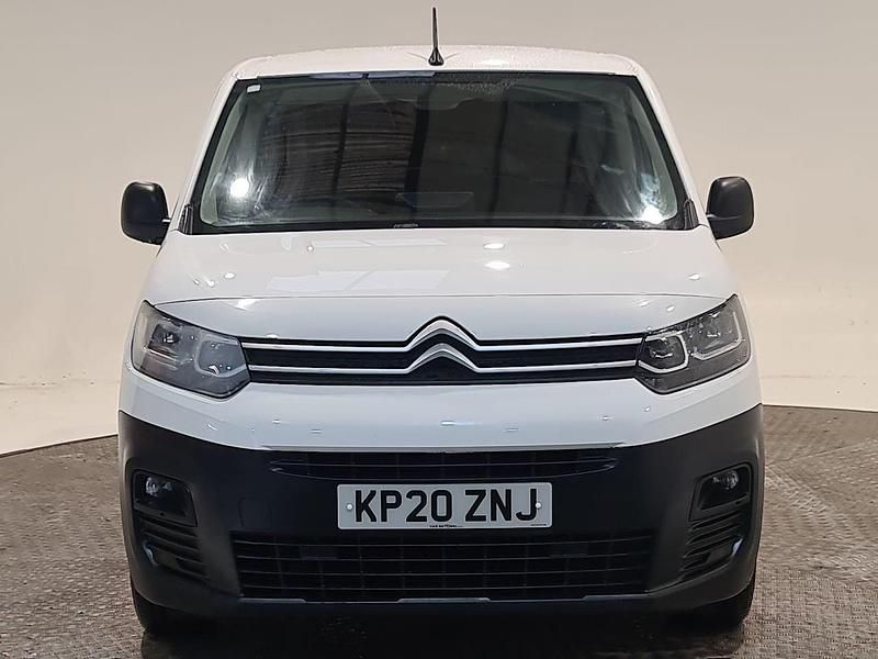 Used Citroën Berlingo 100 HP (73 kW) 2020 White MPV