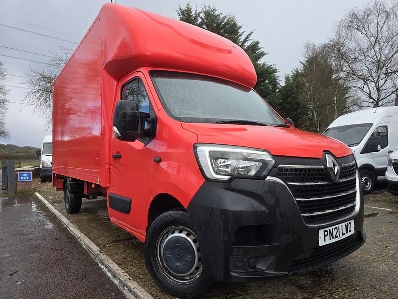 Used Renault Master Komfort 2021 Red MPV