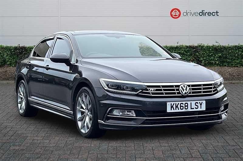 Grey Used 2019 VW Passat R-line Sedan | £13,841 (Fair price) - Image 1/4