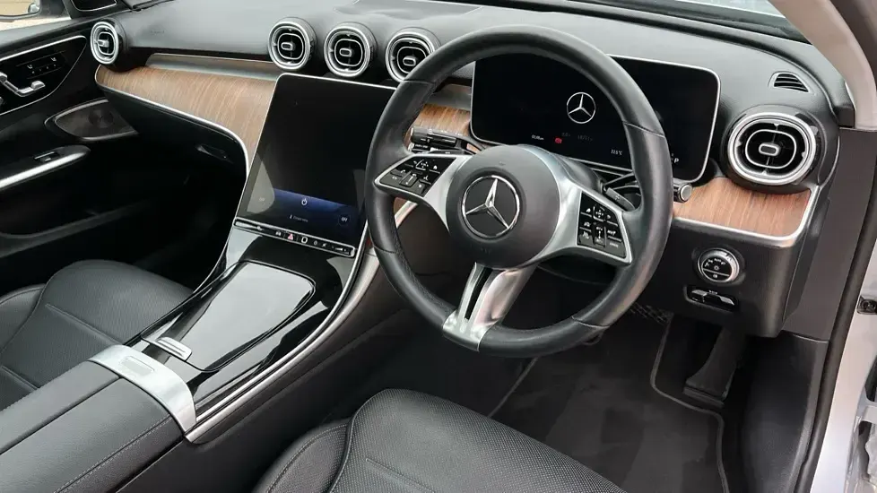 Used Mercedes C220 Exclusive Luxury 197 HP (144 kW) 2023 Hightech silver metallic