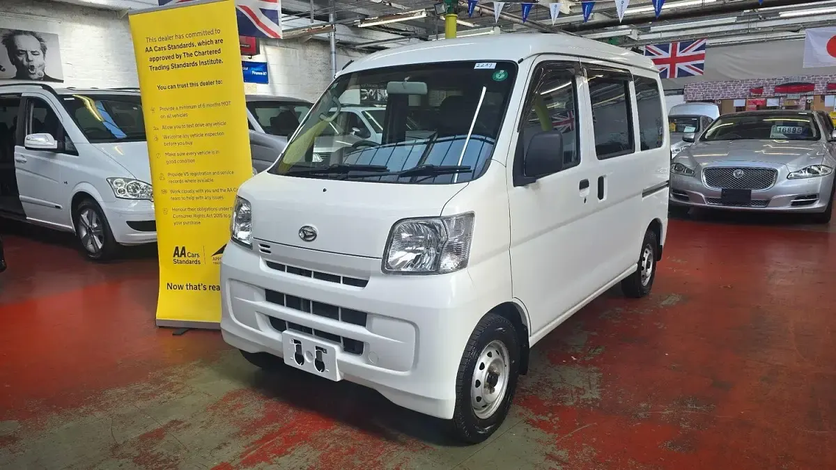 Used Daihatsu Hijet 2026 White MPV