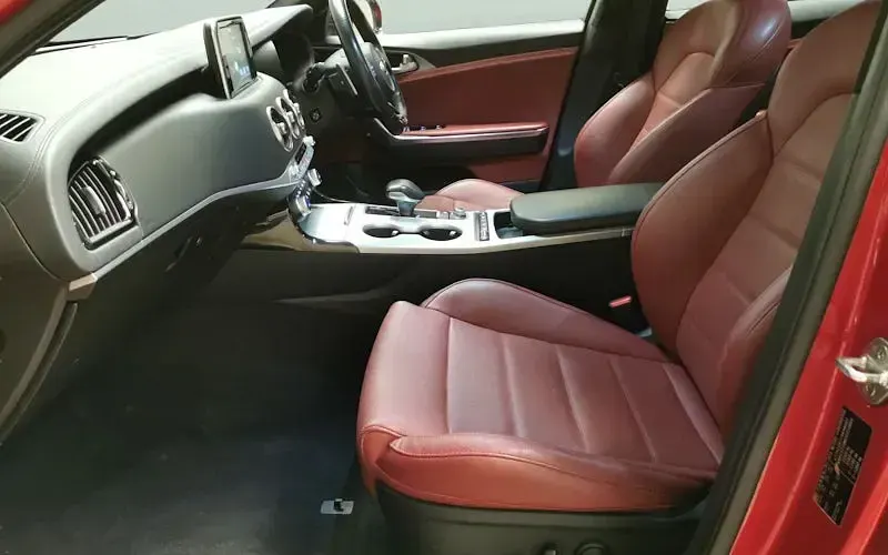 Used Kia Stinger GT-Line 200 HP (147 kW) 2019 Red Hatchback
