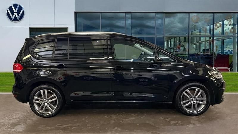 Used VW Touran Match 150 HP (110 kW) 2025 Grenadilla black metallic MPV