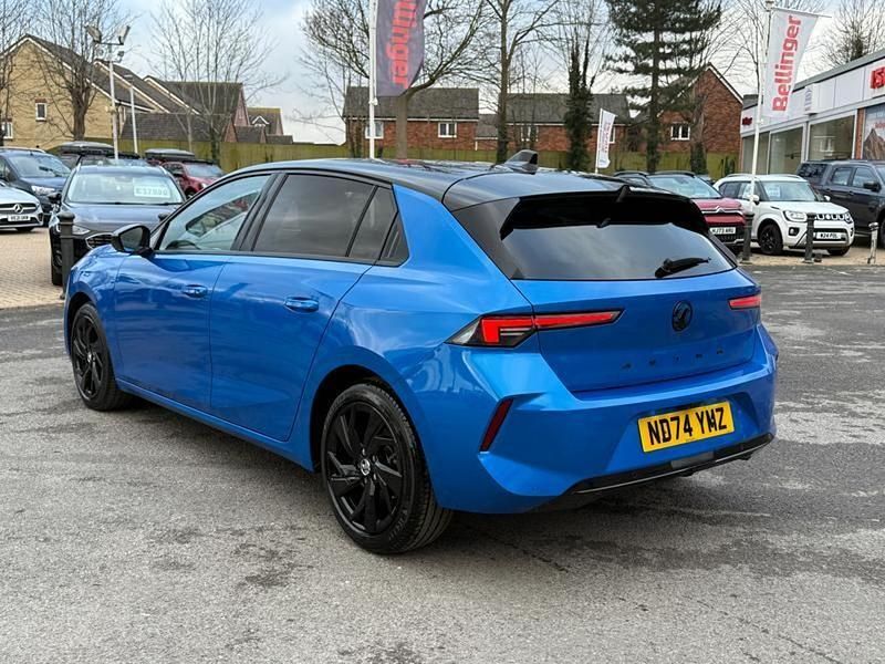 Used Vauxhall Astra S 128 HP (94 kW) 2024 Blue Hatchback