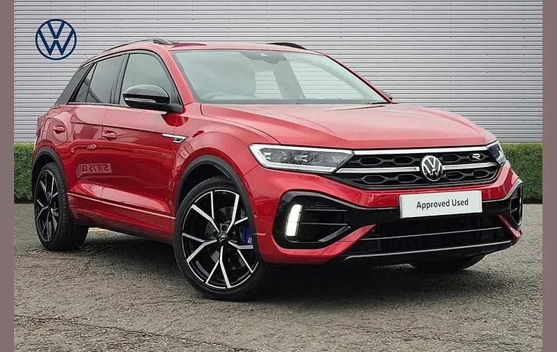 Used VW T-Roc Black Edition 300 HP (220 kW) 2025 Red SUV
