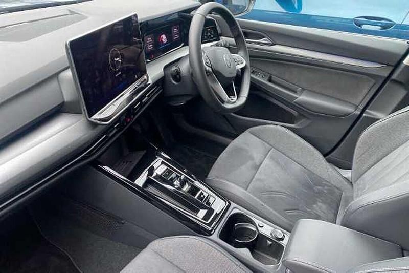 Used VW Golf VIII 204 HP (150 kW) 2025