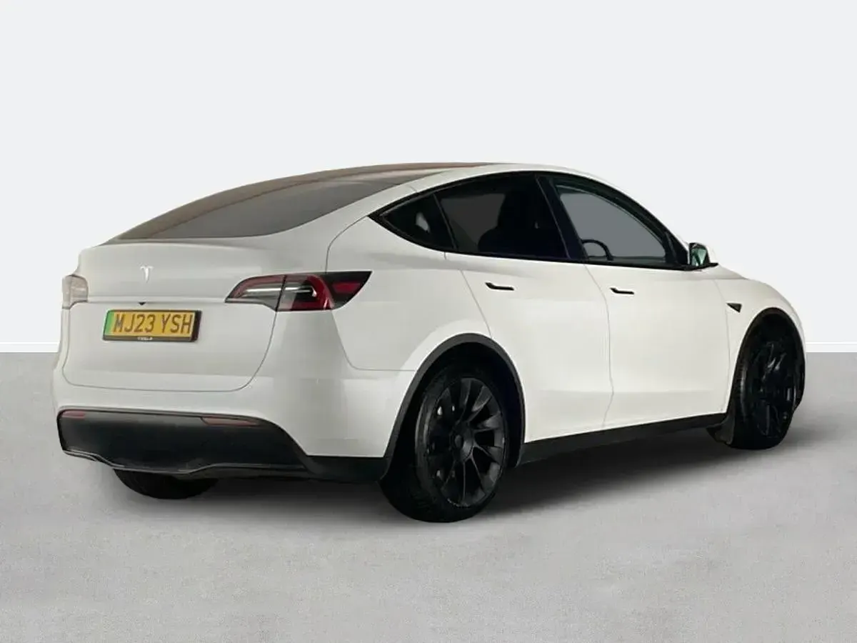 Used Tesla Model Y RWD 219 kW (299 HP) 2023 White SUV
