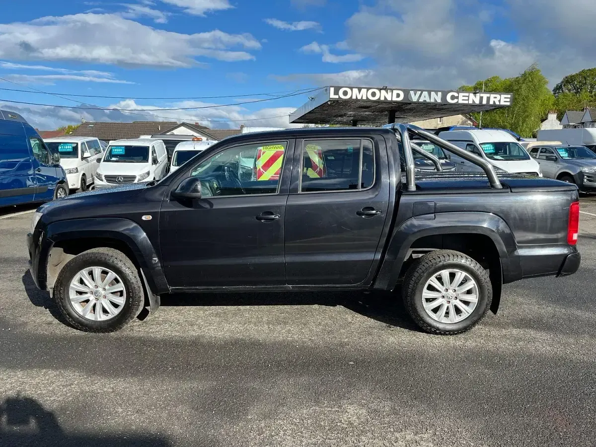 Used VW Amarok Trendline 180 HP (132 kW) 2013 Black Pickup