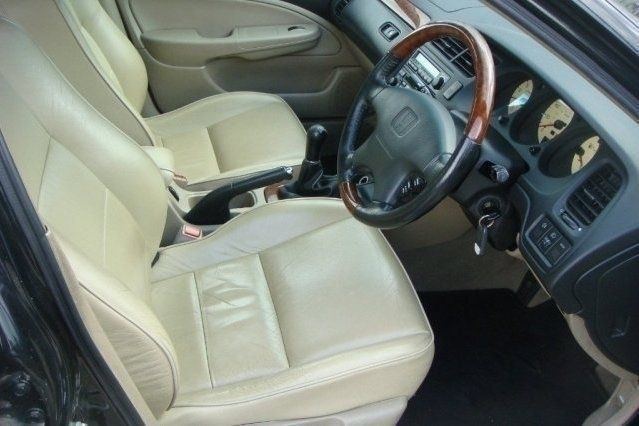 Używany Honda Accord 2001 Sedan/Limuzyna