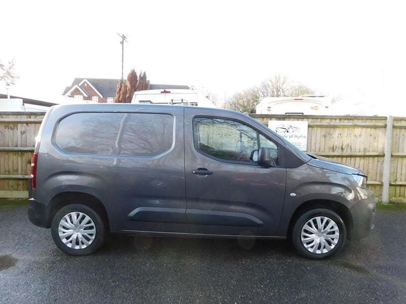 Used Peugeot Partner 2021 Grey MPV
