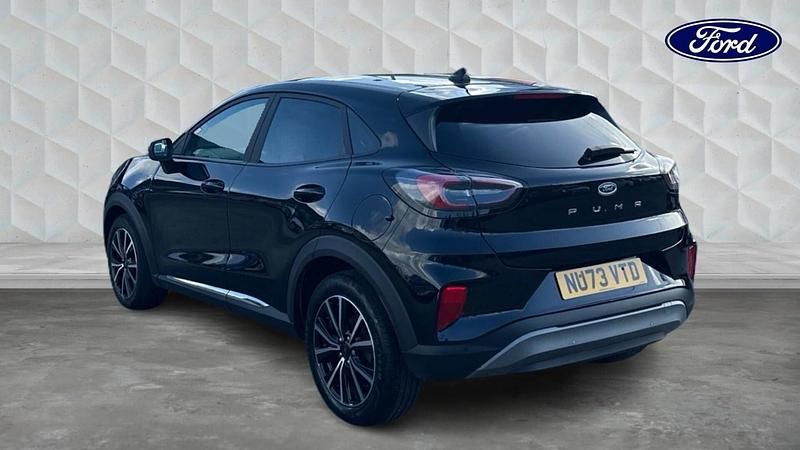 Usado Ford Puma Titanium 125 HP (91 kW) 2023 Preto SUV