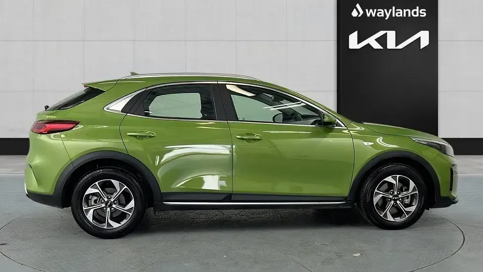 Usado Kia XCeed 2025 Verde SUV