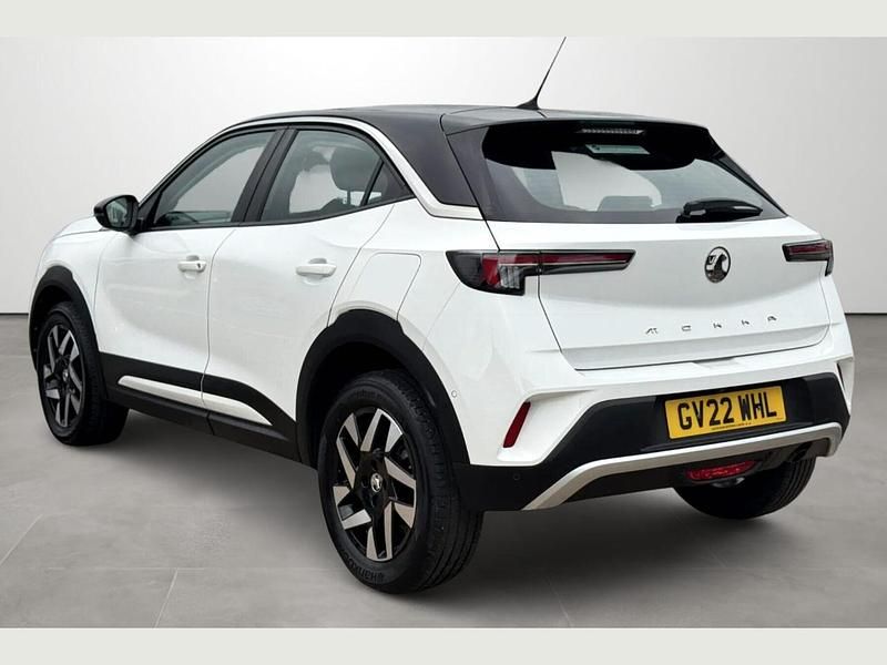 Used Vauxhall Mokka Edition 99 HP (72 kW) 2022 White SUV