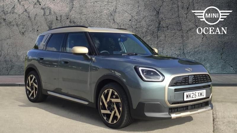 Green Used 2025 Mini Countryman SUV | £35,950 (Fair price) - Image 1/4