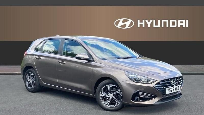 Other Used 2023 Hyundai i30 SE Hatchback | £12,434 (Fair price) - Image 1/3