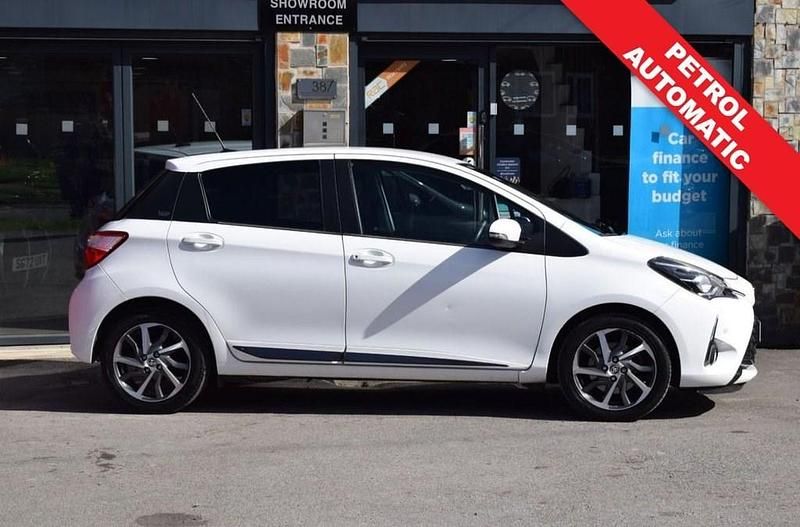 White Used 2020 Toyota Yaris Hatchback | £11,200 (Fair price) - Image 1/4