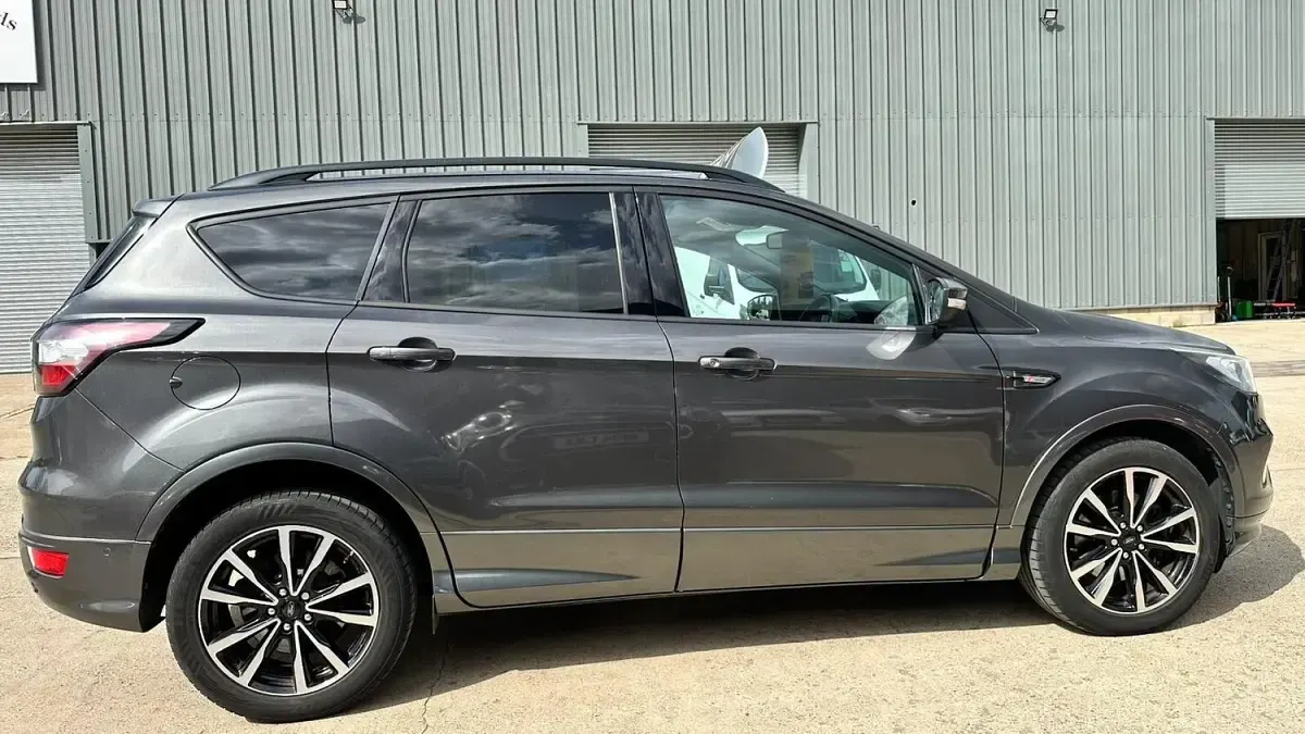 Used Ford Kuga ST-Line 120 HP (88 kW) 2017 Grey SUV