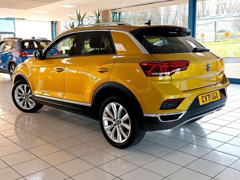 Used VW T-Roc SEL 150 HP (110 kW) 2021 Yellow SUV