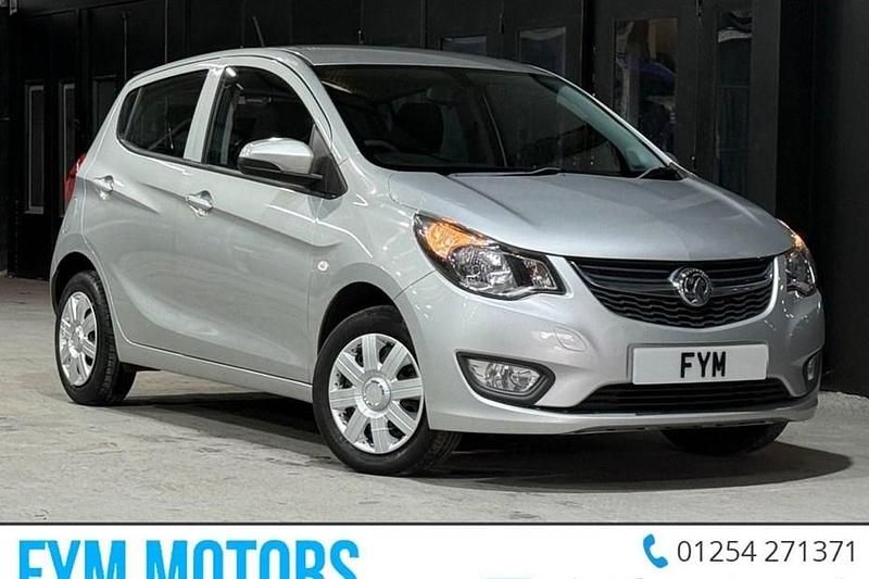 Used Vauxhall Viva 75 HP (55 kW) 2015 Silver Hatchback