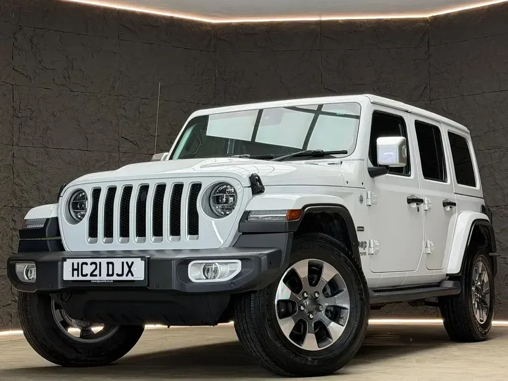 Used Jeep Wrangler Overland 272 HP (200 kW) 2021 White SUV