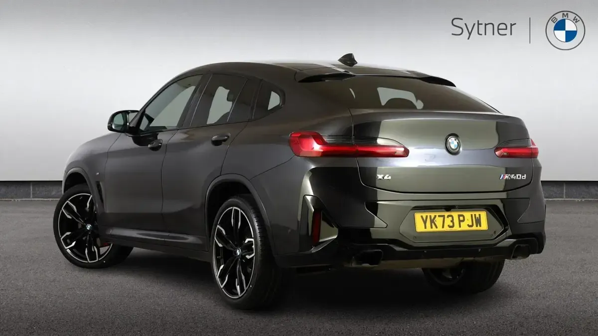 Usado BMW X4 Comfort Edition 335 CV (246 kW) 2024 Gris SUV