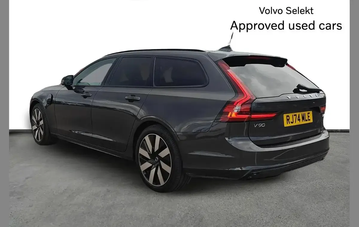 Used Volvo V90 Plus 345 HP (253 kW) 2024 Grey Estate